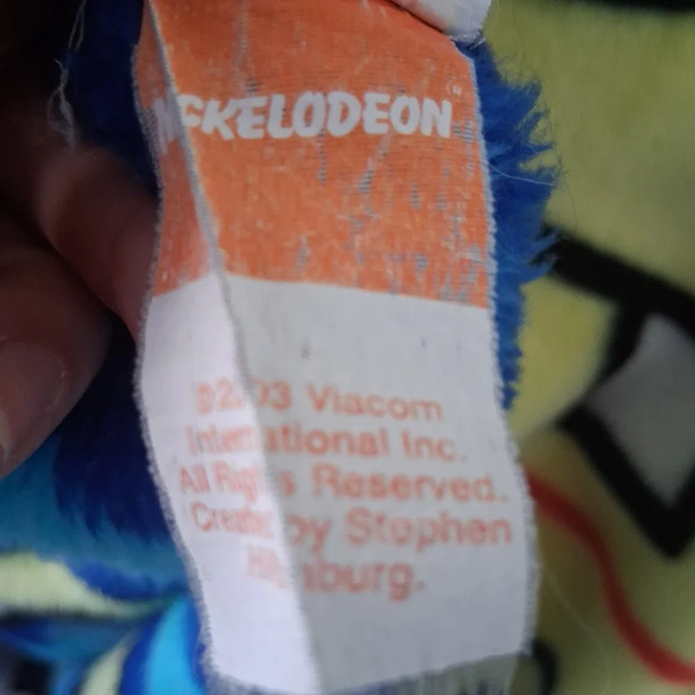 SpongeBob SquarePants Plush Throw Blanket The Northwest Company 2003 Blue Yellow